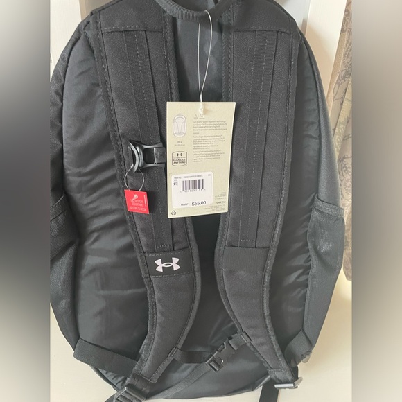 BRAND NEW WITH TAGS UNDER ARMOUR HUSTLE 5.0 BLACK BACKPACK - Picture 4 of 6